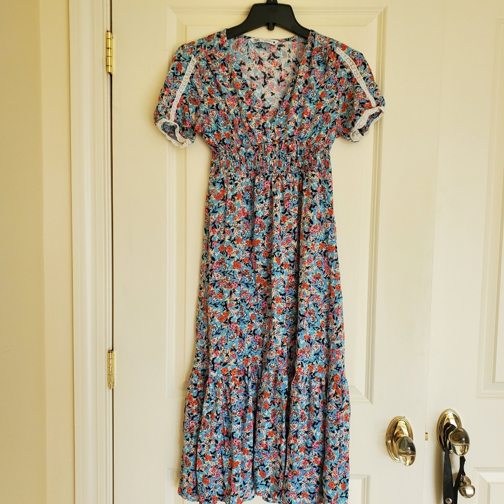 Zara Boho Floral Print Contrast Lace Midi Dress Ruffle Flirty Lace A-Line Small - Picture 4 of 5